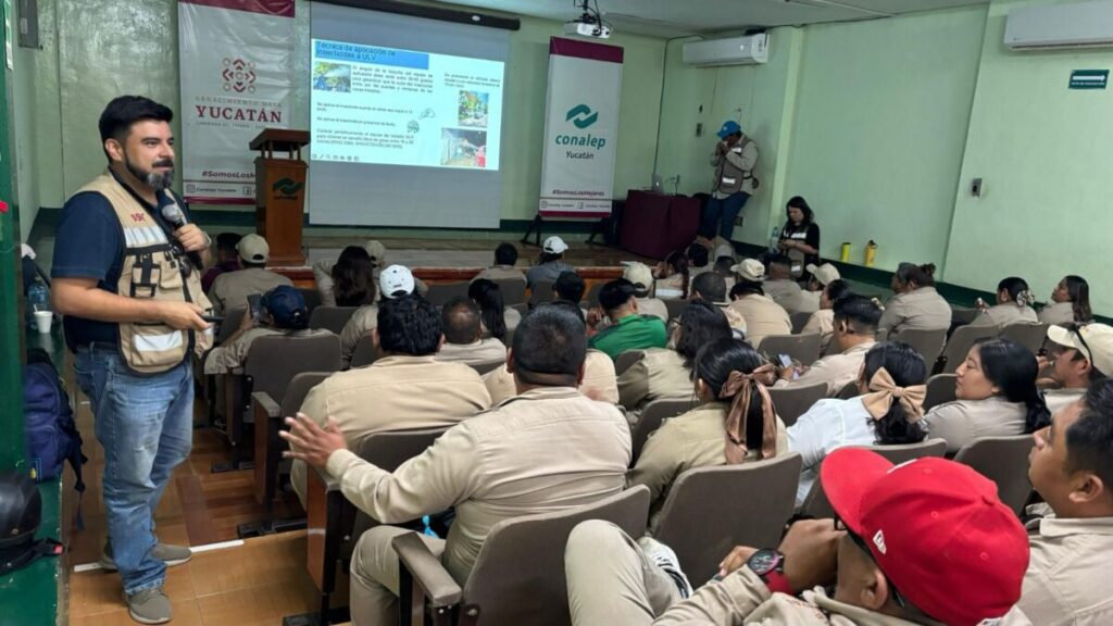 SSY capacita a personal para reforzar prevención de dengue, zika y chikungunya / Gobierno del Estafo de Yucatán