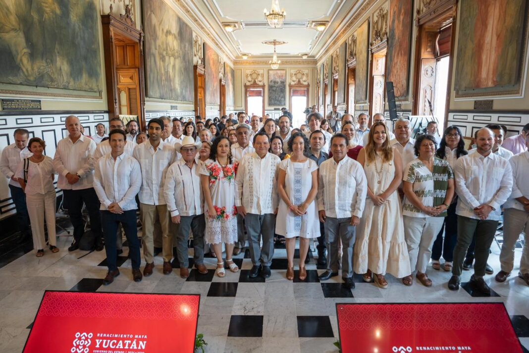 Yucatán lanza proyecto histórico para proteger selvas, manglares y cenotes con financiamiento internacional / Joaquín Díaz Mena