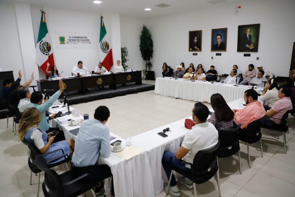 Comisiones Unidas Congreso Yucatán dictamen transporte 2026.