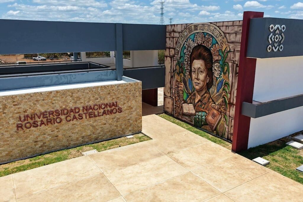 Nueva Universidad Rosario Castellanos en Kanasín amplía acceso a educación superior en Yucatán / Claudia Sheinbaum Pardo y Joaquín Díaz Mena