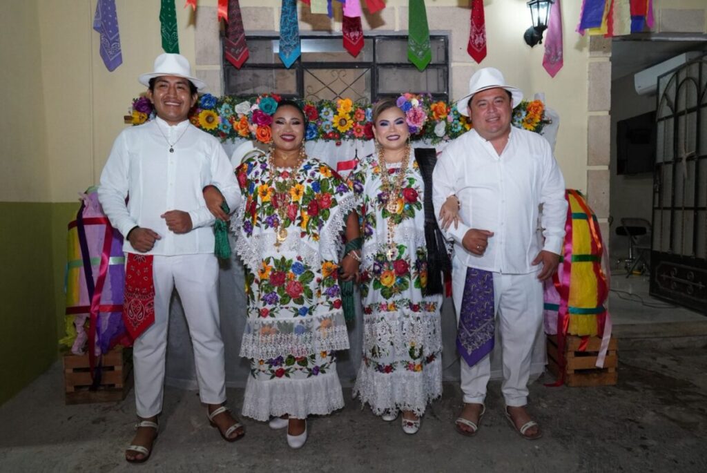 Noche de jaranas y orgullo en Kanasín