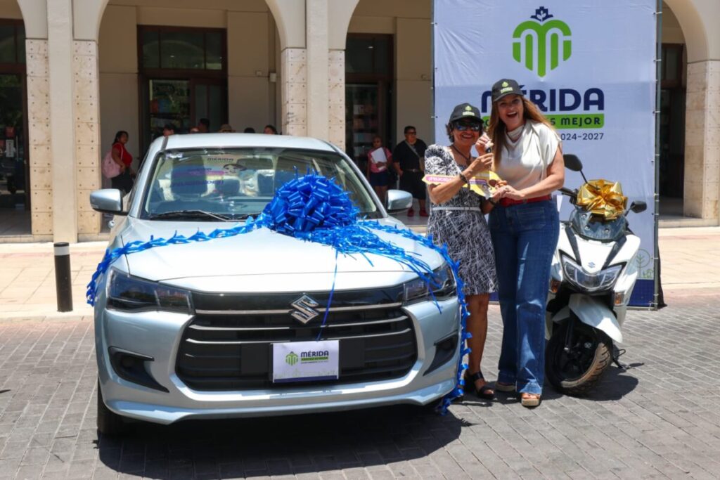 Mérida reconoce a contribuyentes cumplidos con premios y obras para la ciudad “Gana Mérida, Ganas Tú 2026” / Cecilia Patrón Laviada