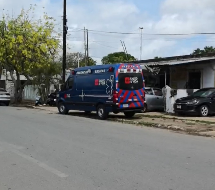 Una persona es localizada sin signos vitales en el interior de un predio aparentemente abandonado en la colonia Miraflores