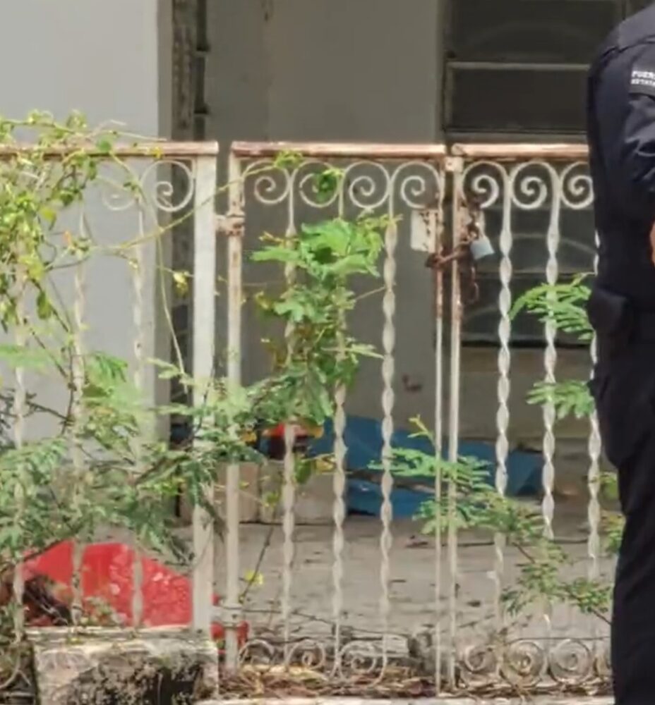 Una persona es localizada sin signos vitales en el interior de un predio aparentemente abandonado en la colonia Miraflores
