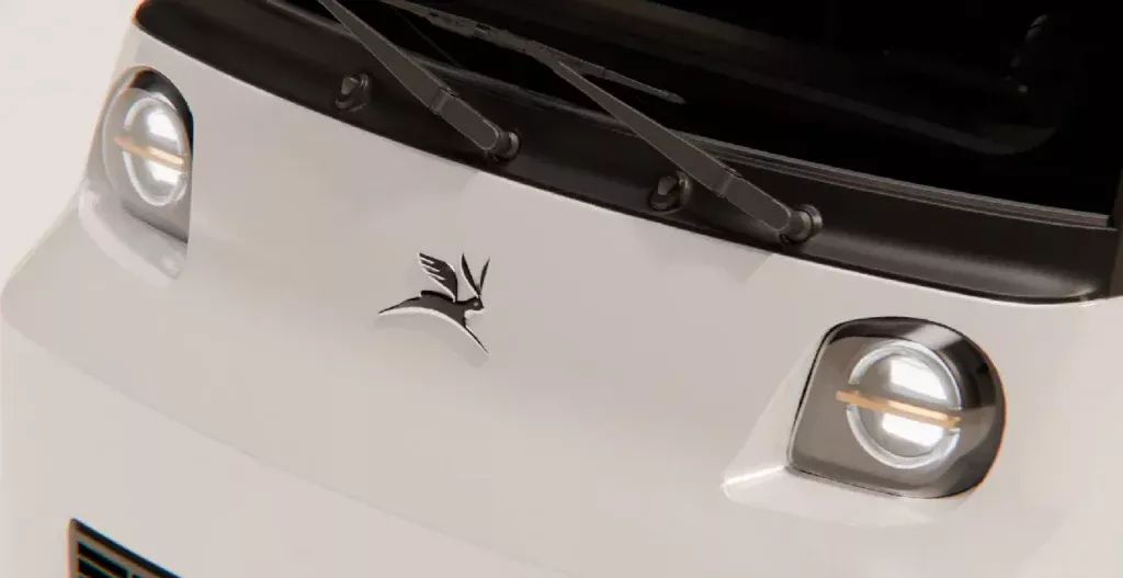 Presentan el Olinia el primer auto eléctrico cien por ciento mexicano impulsado por el Gobierno Federal