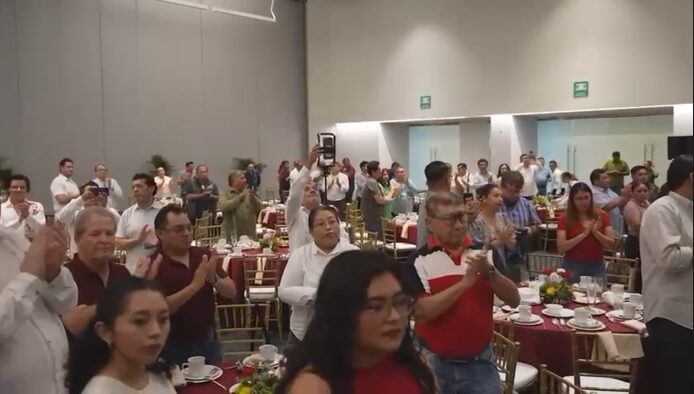 Gobierno de Yucatán reconoce a periodistas y reafirma compromiso con la libertad de expresión / Joaquín Díaz Mena