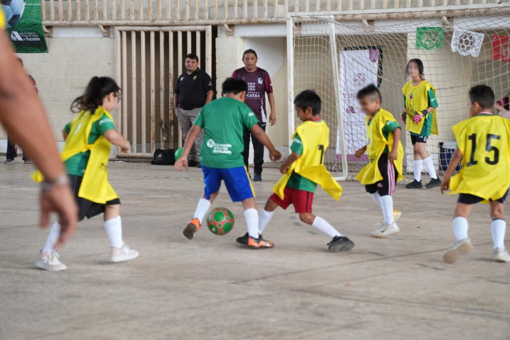 Mundialito Inclusivo reúne a niñas, niños y jóvenes en una jornada de deporte y convivencia / Gobierno de Yucatán
