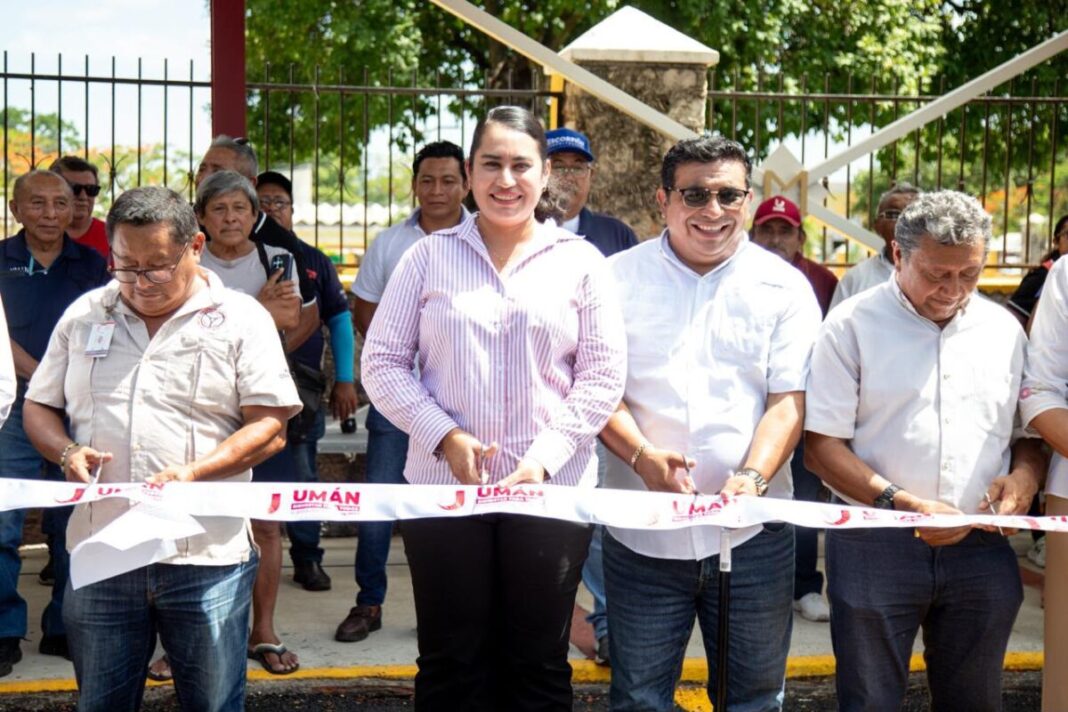 Kenia Walldina Saurí entrega nuevo paradero de combis Umán–Mérida para fortalecer la movilidad de las familias umanenses