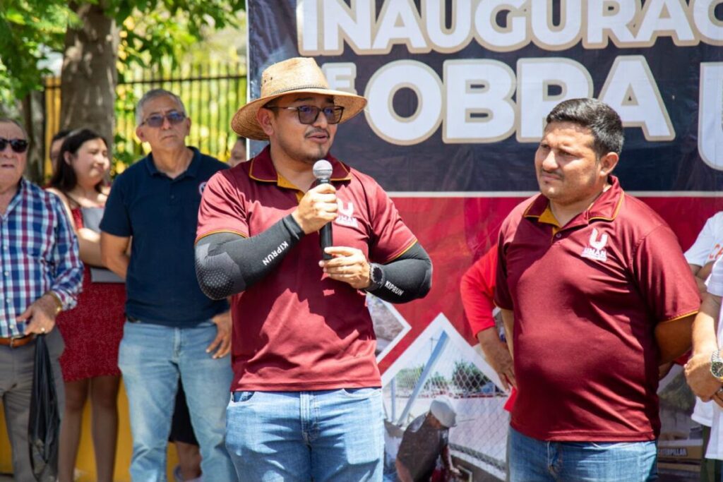 Kenia Walldina Saurí entrega nuevo paradero de combis Umán–Mérida para fortalecer la movilidad de las familias umanenses