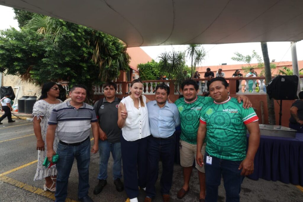 Reconoce Cecilia Patrón a las cuadrillas que atendieron las inundaciones; “¡Mérida tiene a las mejores trabajadoras y trabajadores del país!”