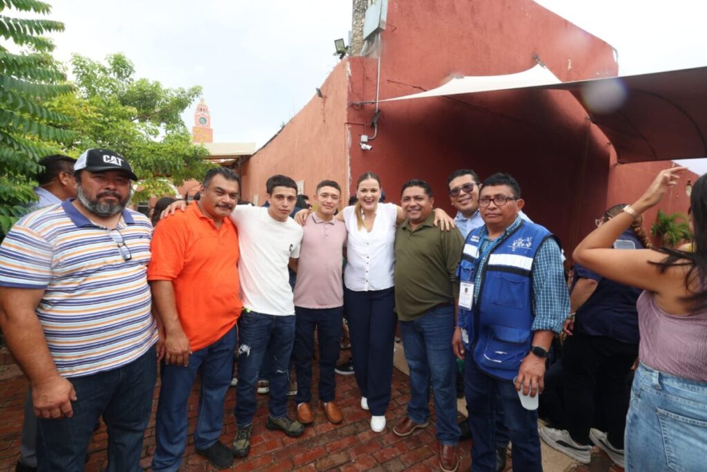 Reconoce Cecilia Patrón a las cuadrillas que atendieron las inundaciones; “¡Mérida tiene a las mejores trabajadoras y trabajadores del país!”