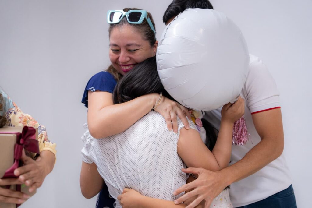 Dos nuevas historias de familia nacen con amor y protección en Yucatán / DIF Yucatán