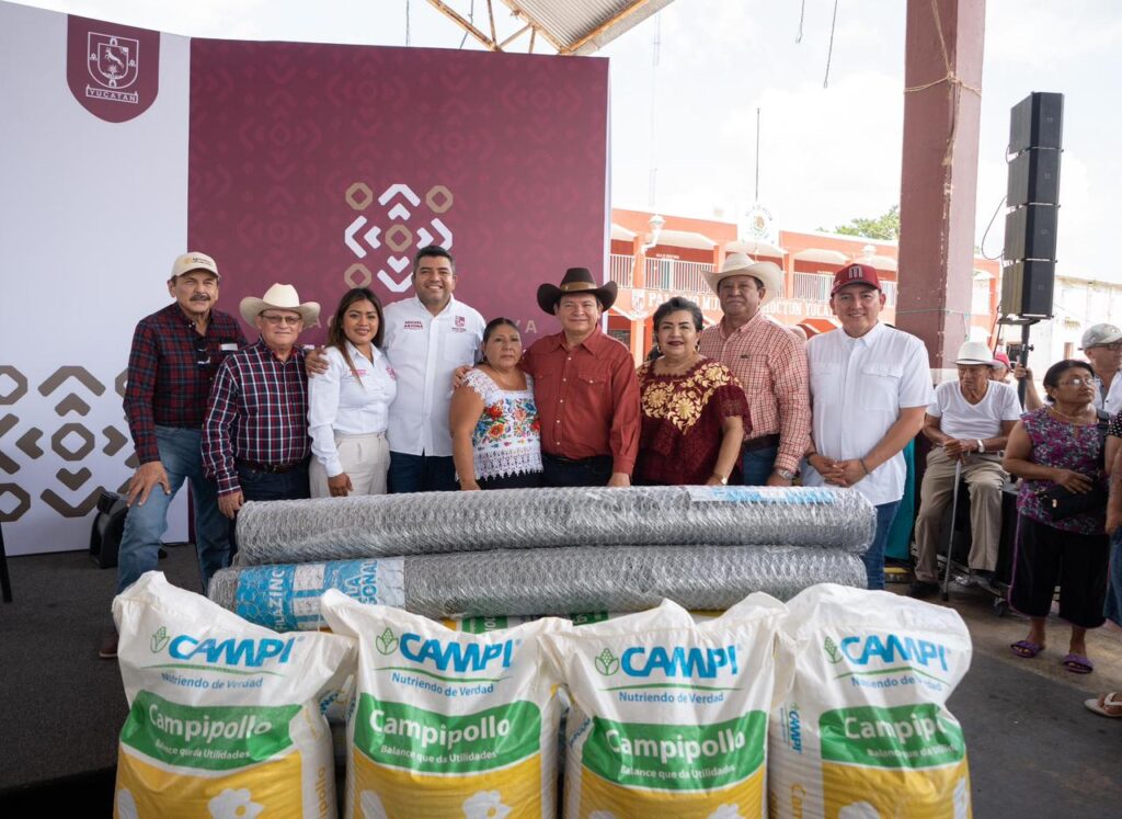 Renacimiento Maya cumple al campo yucateco con 116 mdp en ganadería, apicultura y caminos rurales
