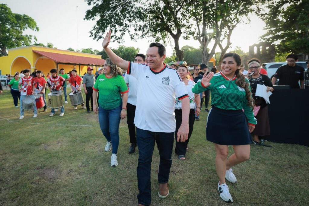 Fútbol femenil: El Sistema para el Desarrollo Integral de la Familia lleva la emoción mundialista