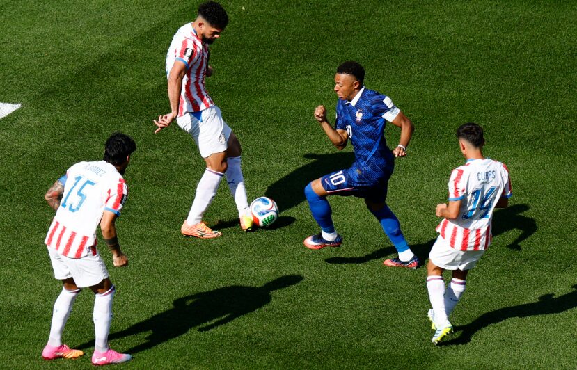 Mbappé le responde a senadora paraguaya Celeste Amarilla tras comentarios racistas en su contra
