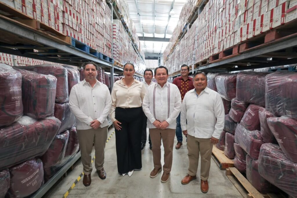 Renacimiento Maya destina casi 184 mdp para apoyar el regreso a clases de 264 mil estudiantes en Yucatán / Joaquín Díaz Mena