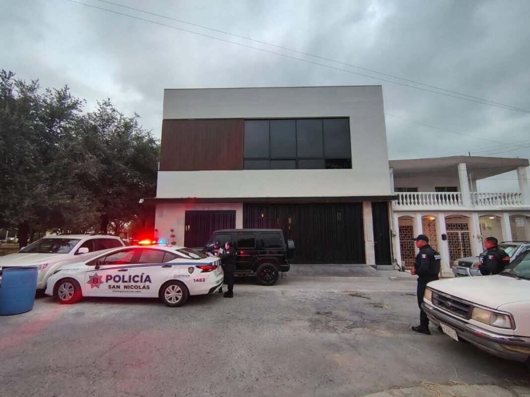 Karely Ruiz sufre intento de secuestro y robo con violencia en su domicilio de Nuevo León