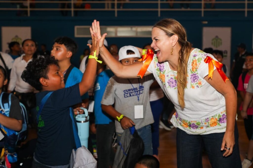 Cecilia Patrón activa cursos gratuitos de deporte, arte y tecnología en Mérida