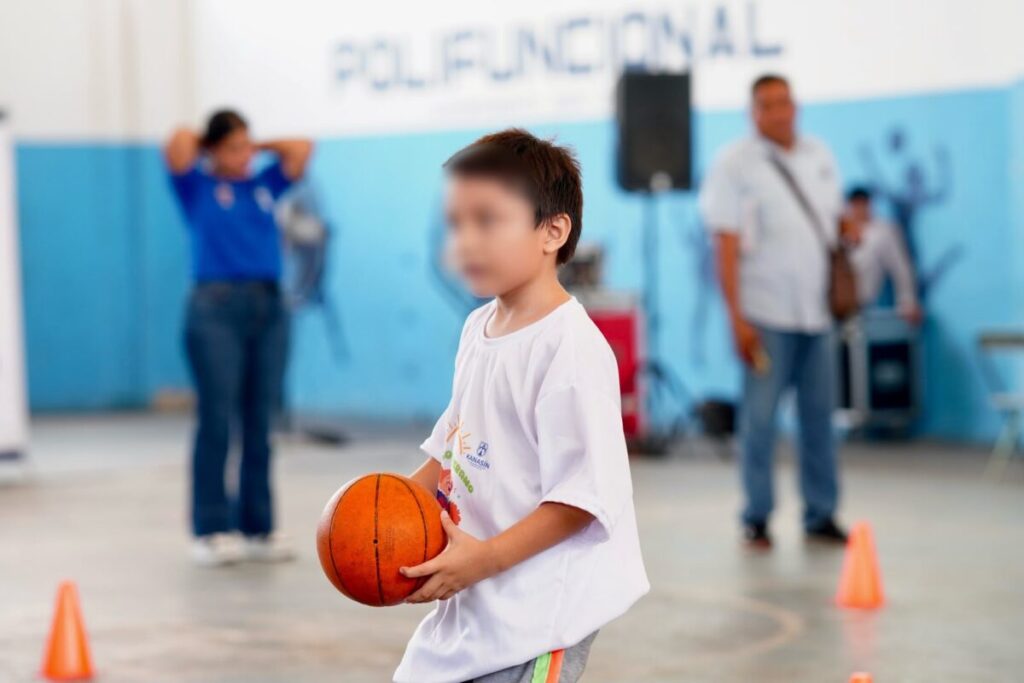 Kanasín pone en marcha talleres recreativos y formativos para alumnos del Centro de Atención Múltiple CAM