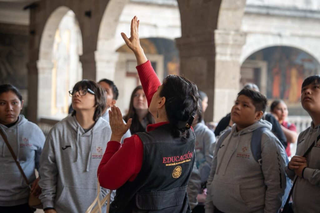 Gobierno de Yucatán premia el esfuerzo escolar 