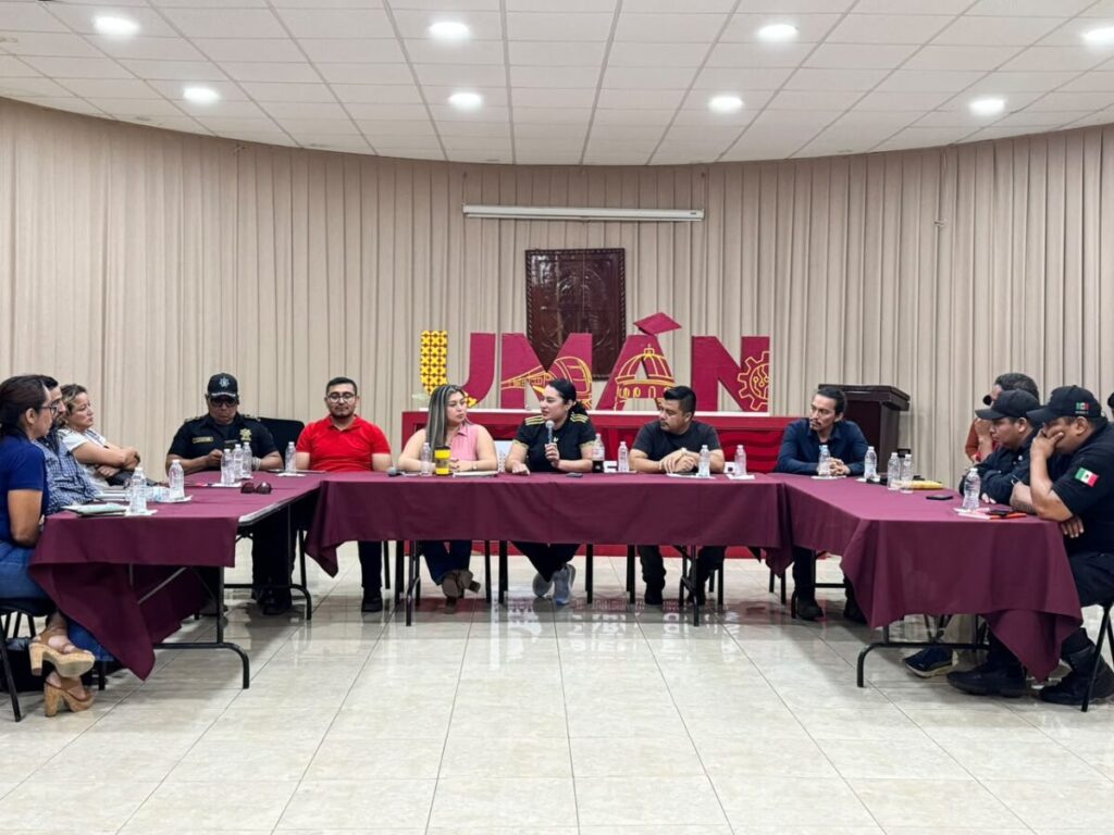 Ayuntamiento de Umán ordena recolección de basura en Piedra de Agua
