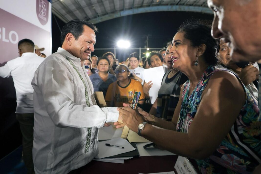 Joaquín Díaz Mena escucha de frente a familias de El Roble Agrícola y compromete soluciones