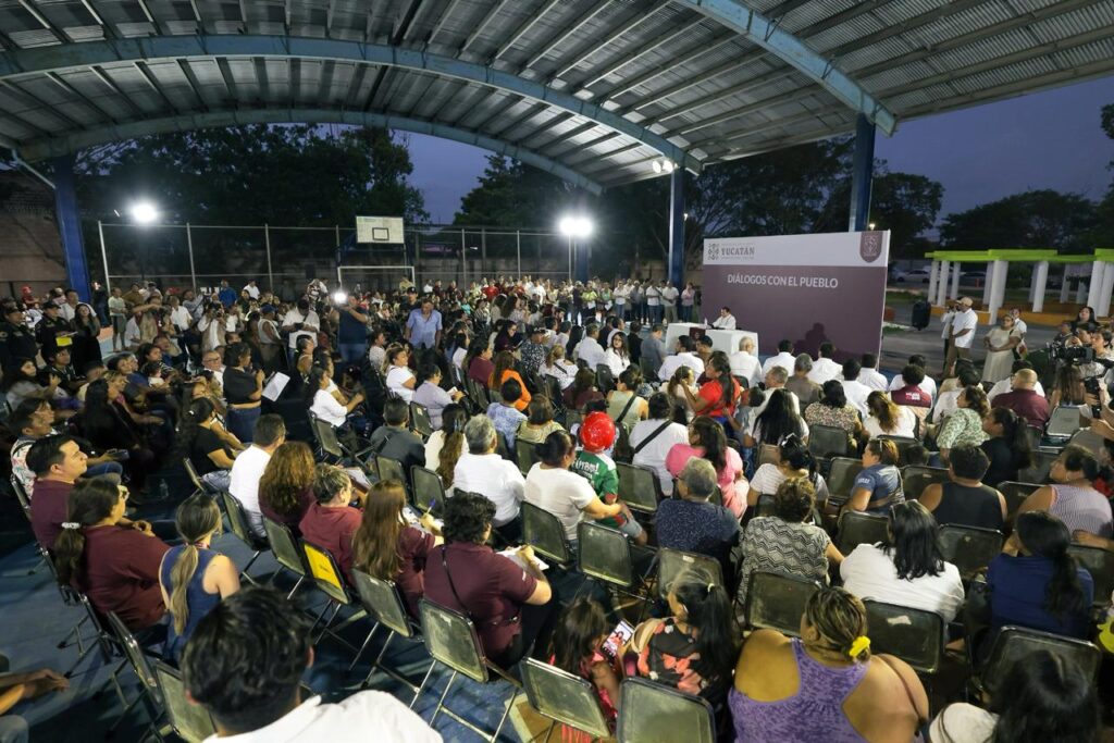Joaquín Díaz Mena escucha de frente a familias de El Roble Agrícola y compromete soluciones