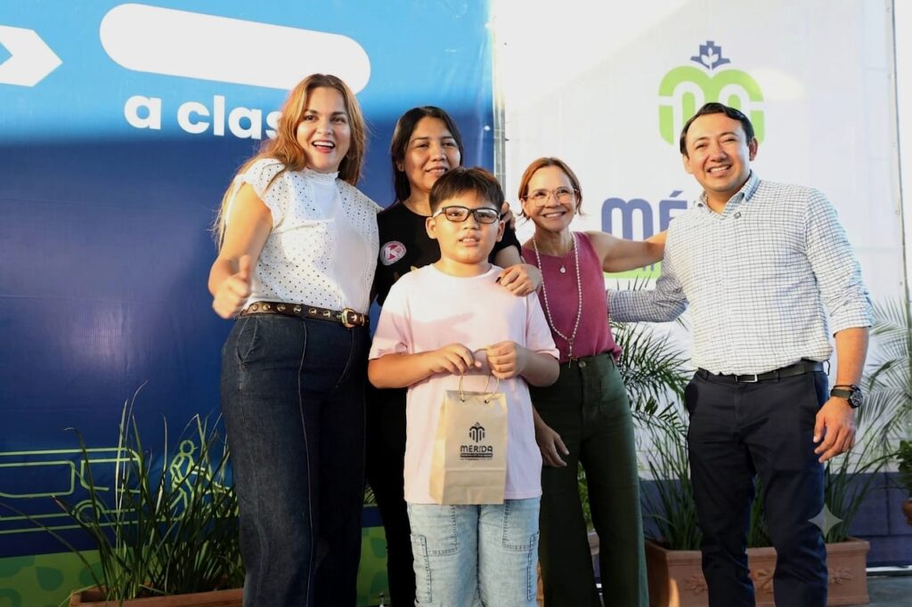 Requisitos, fechas y sede para conseguir lentes gratuitos para tus hijos en Mérida