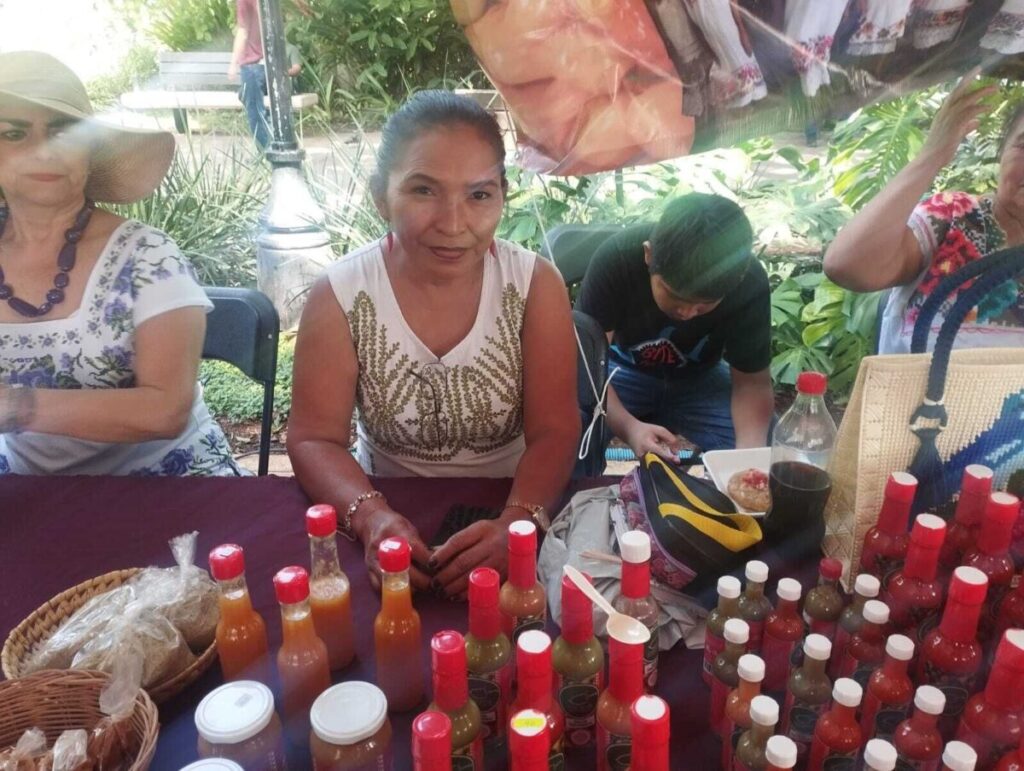 Concluye con éxito la Feria Artesanal por los Derechos de las Mujeres en Yucatán