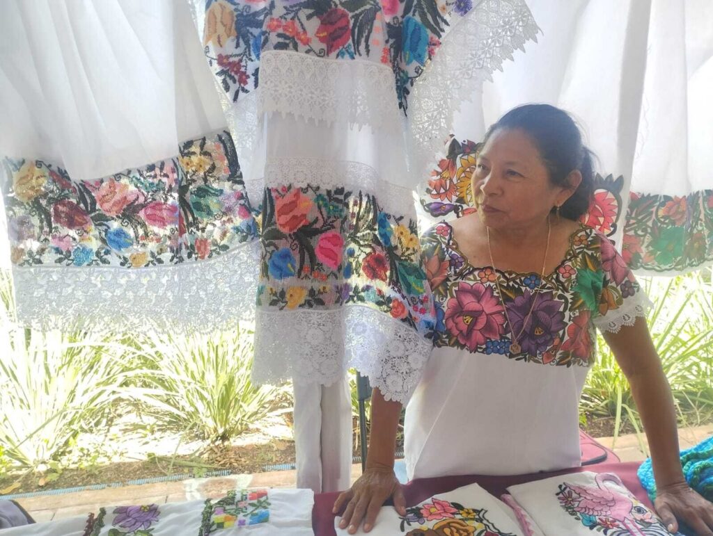 Artesanas transforman saberes ancestrales en negocios digitales y rentables en Yucatán
