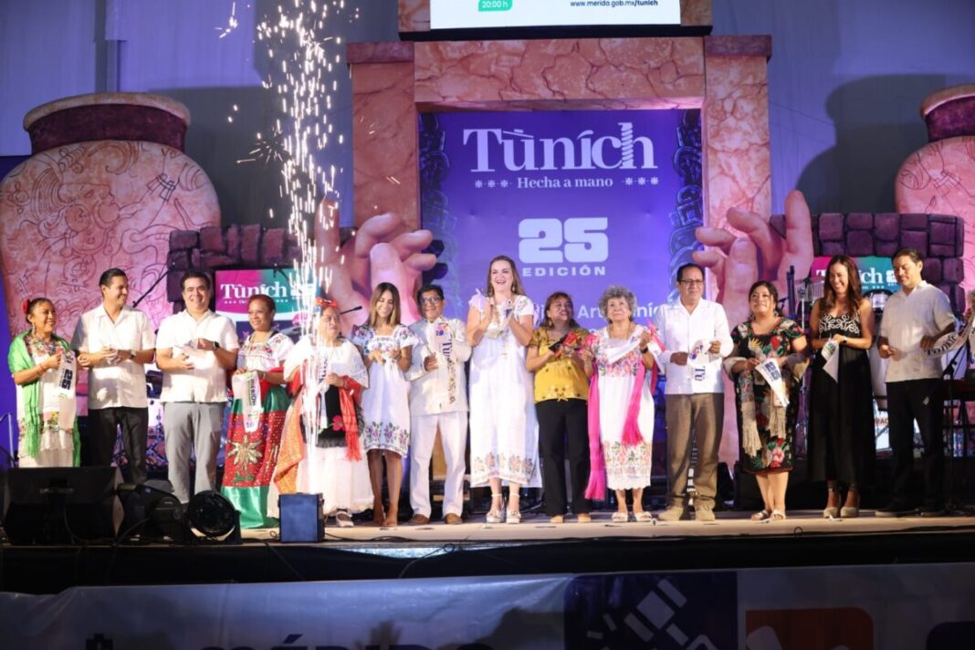 Feria Tunich celebra 25 años de tradición y talento artesanal en Mérida / Cecilia Patrón Laviada