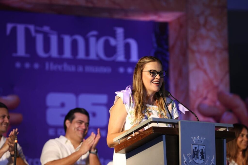 Feria Tunich celebra 25 años de tradición y talento artesanal en Mérida / Cecilia Patrón Laviada