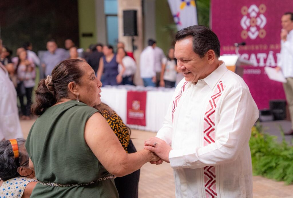 Renacimiento Maya devuelve voces y miradas con más de 2,100 apoyos / Joaquín Díaz Mena y Wendy Méndez Naal