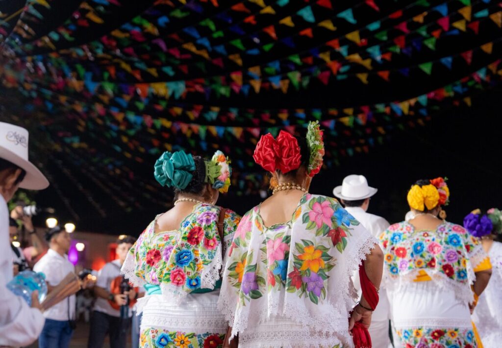 Yucatán: Joaquín Díaz Mena encabeza la Vaquería y coronación en la Feria Temozón 2026