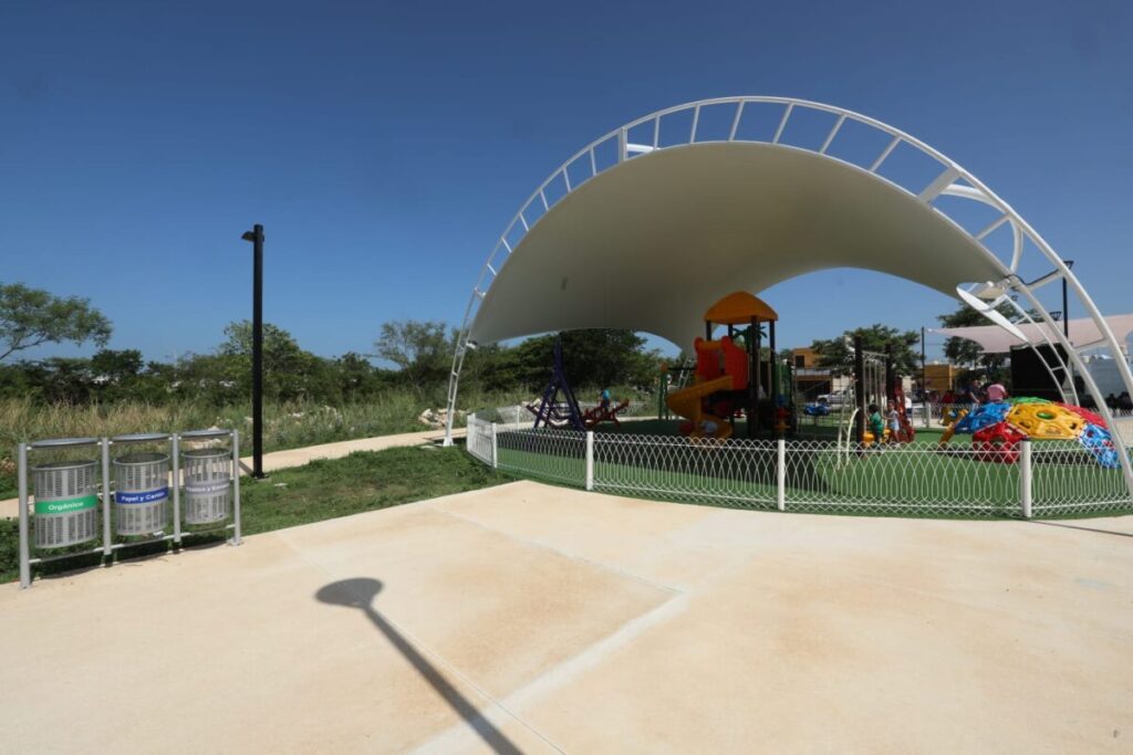 Entrega Cecilia Patrón nuevos parques: “Con participación diseñamos la ciudad en comunidad”.