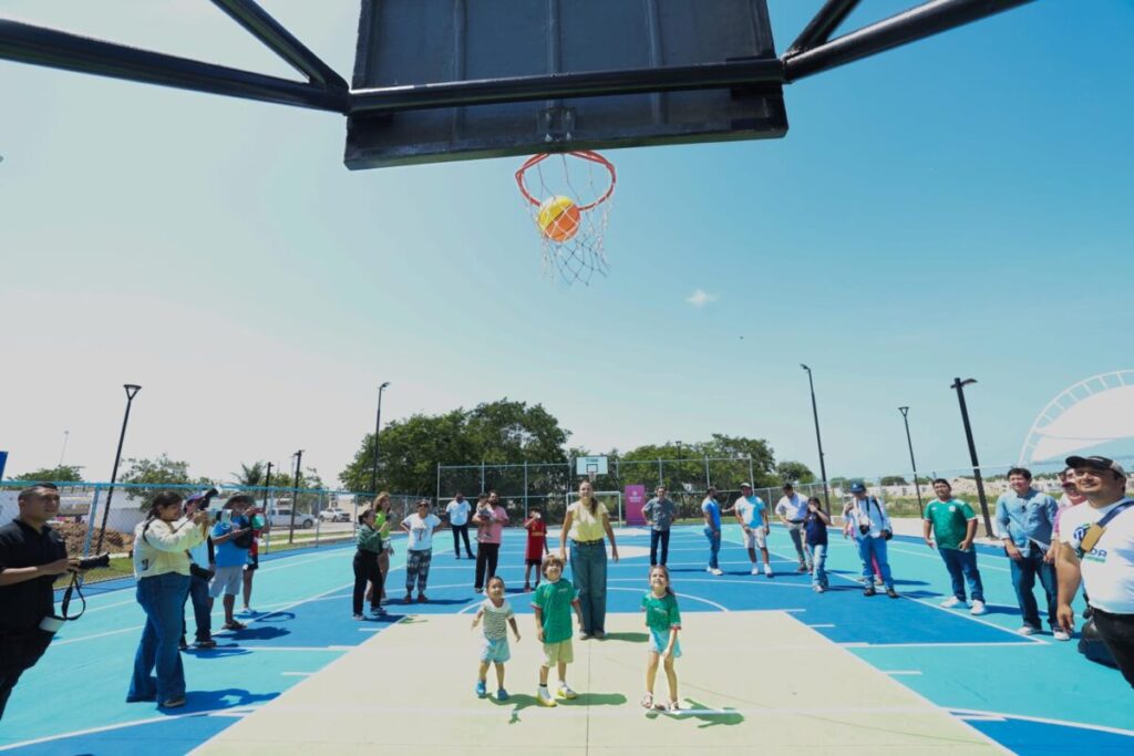 Entrega Cecilia Patrón nuevos parques: “Con participación diseñamos la ciudad en comunidad”.