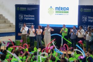 Impulsa Cecilia Patrón la organización vecinal en Mérida y suma a comités de vigilancia en la prevención social del delito / Arturo León Itzá