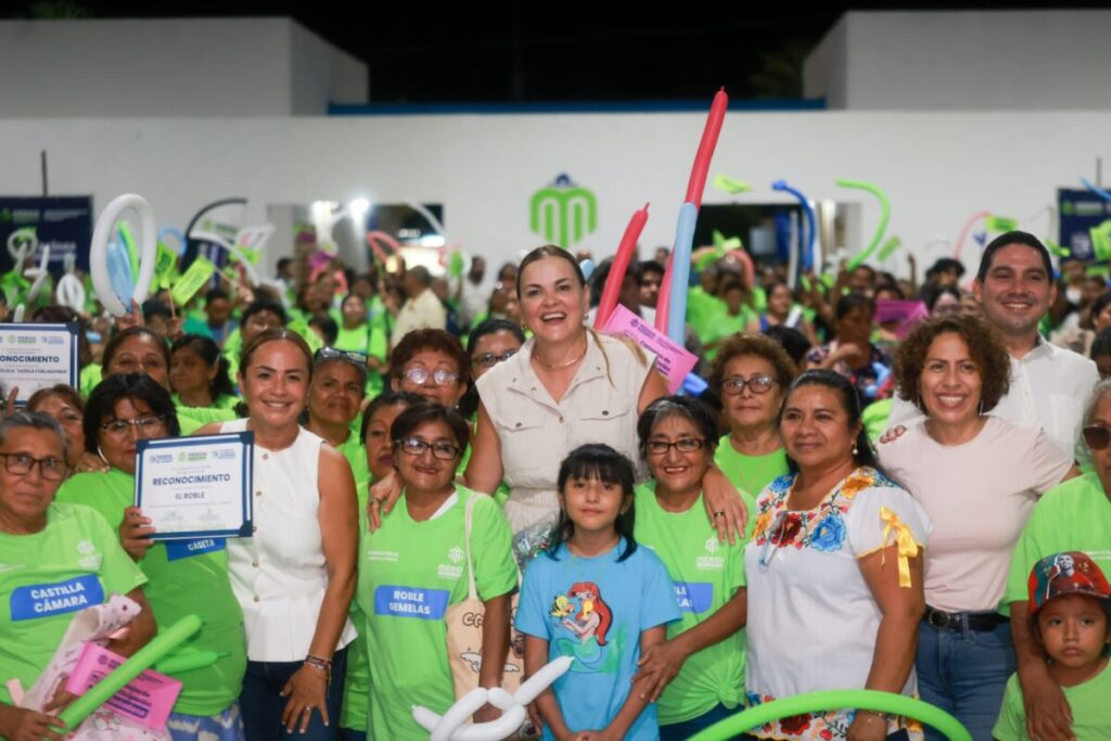 Impulsa Cecilia Patrón la organización vecinal en Mérida y suma a comités de vigilancia en la prevención social del delito / Arturo León Itzá