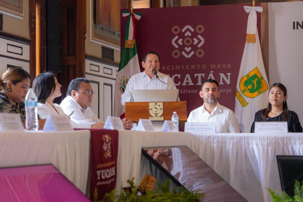 Renacimiento Maya hace historia en atención a personas autistas / Joaquín Díaz Mena y Wendy Méndez Naal