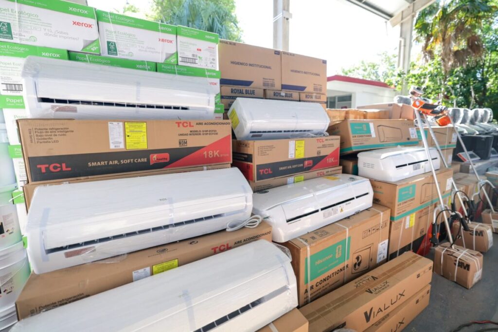 Renacimiento Maya cumple con mejores espacios y herramientas para los 72 planteles del Cobay / Joaquín Díaz Mena