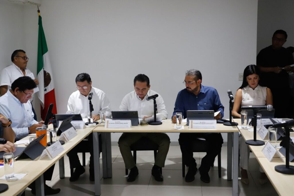 Congreso de Yucatán: Comisión de Presupuesto aprueba dictámenes para donaciones a favor de Progreso, Tinum e Izamal