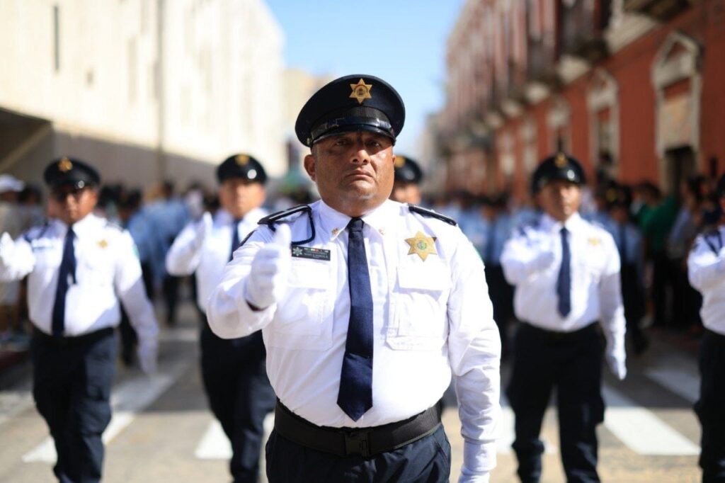 Policía Municipal de Mérida son reconocidos por Cecilia Patrón y la ciudadanía por la entrega con la que sirven