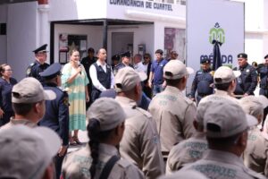 Policía Municipal de Mérida son reconocidos por Cecilia Patrón y la ciudadanía por la entrega con la que sirven