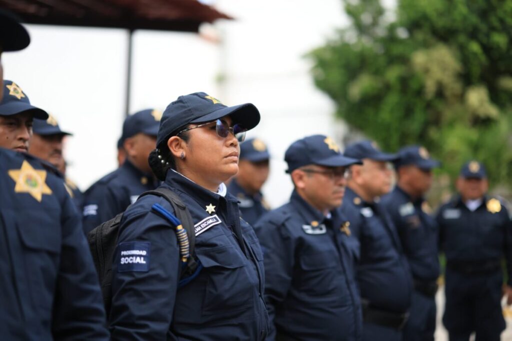 Policía Municipal de Mérida son reconocidos por Cecilia Patrón y la ciudadanía por la entrega con la que sirven
