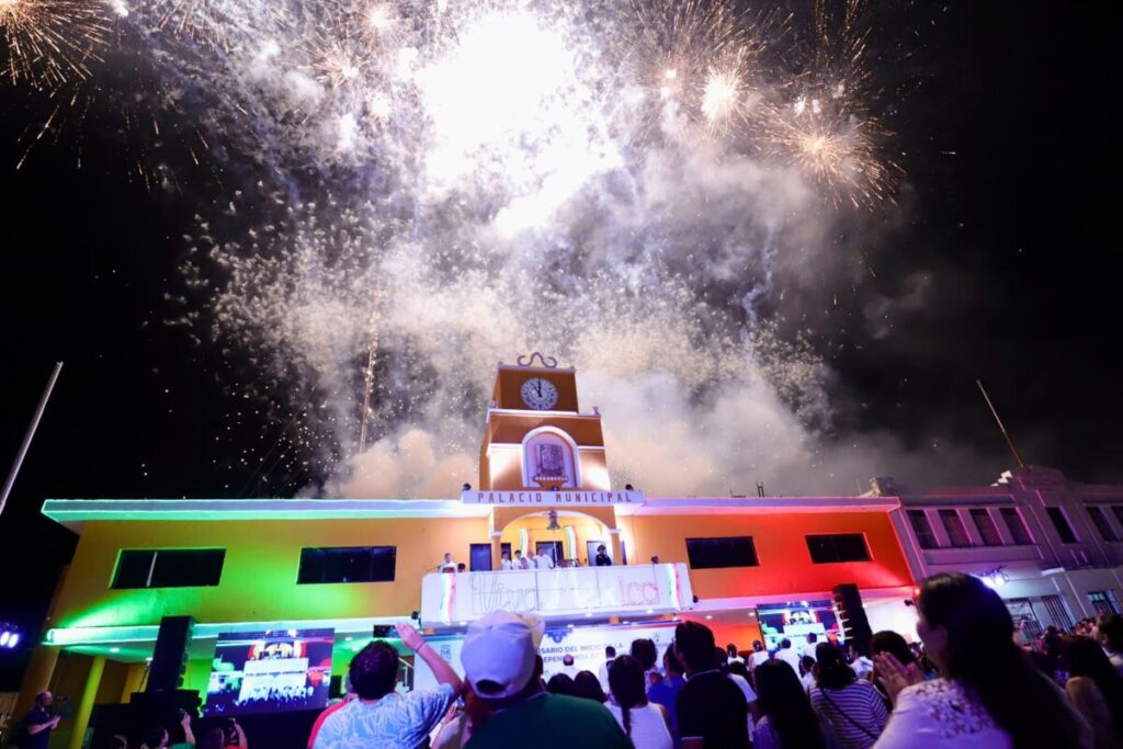 ¡Kanasín vibró con orgullo patrio el 216 Aniversario de la Independencia!