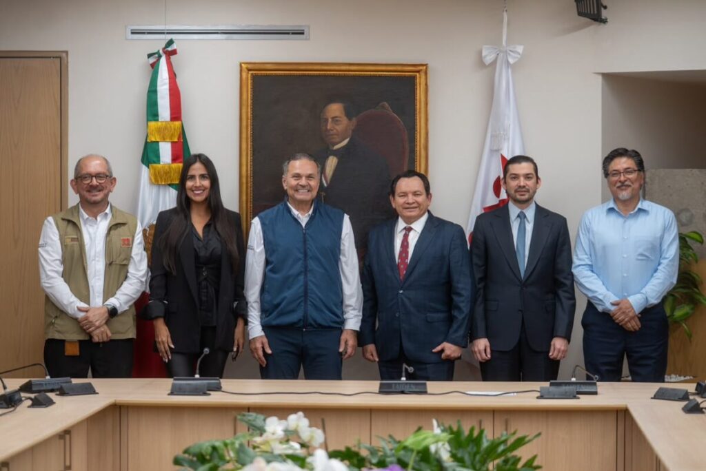 Renacimiento Maya fortalece alianza con Infonavit para que más familias tengan casa propia / Joaquín Huacho Díaz Mena