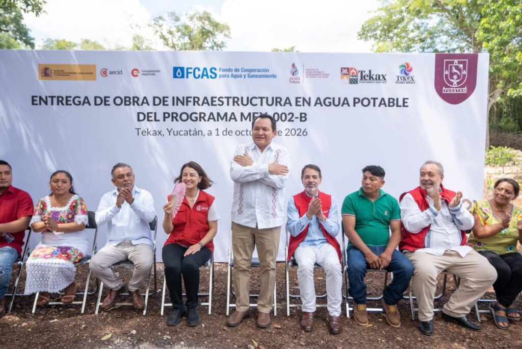 Cumple Renacimiento Maya con obras de agua potable y saneamiento en Tekax / Joaquín Díaz Mena
