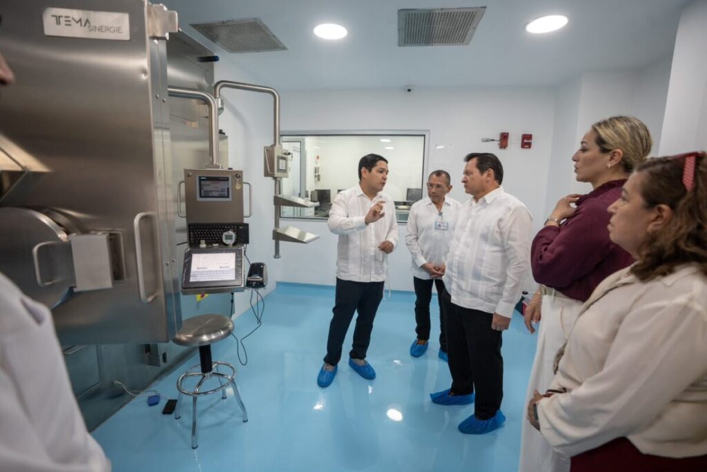 Joaquín Díaz Mena impulsa la medicina oncológica de precisión con primer ciclotrón del sureste