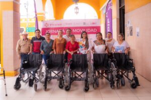 DIF Yucatán y Renacimiento Maya acerca apoyos para movilidad y autoempleo