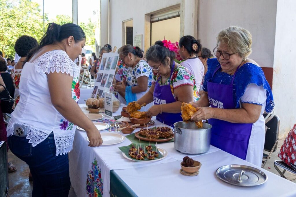 DIF Yucatán reúne sabores y saberes de la cocina maya en concurso de platillos regionales